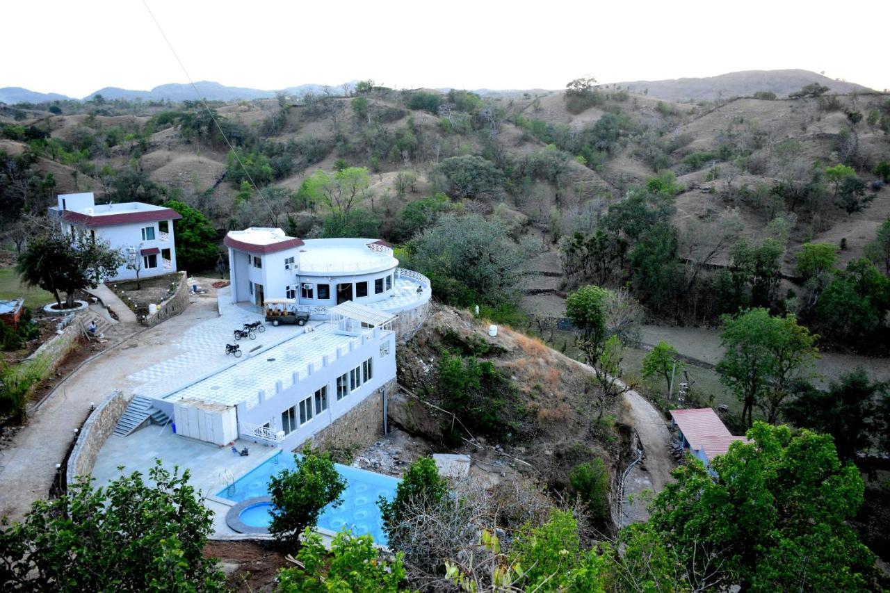 The Sky Imperial Pavoreal Jungle Resort Kumbhalgarh Eksteriør bilde