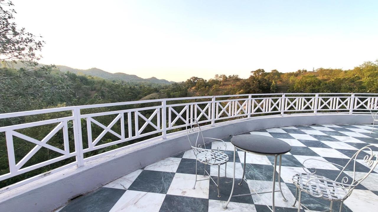 The Sky Imperial Pavoreal Jungle Resort Kumbhalgarh Eksteriør bilde